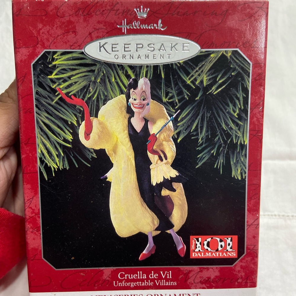 Cruella de Vil Ornament